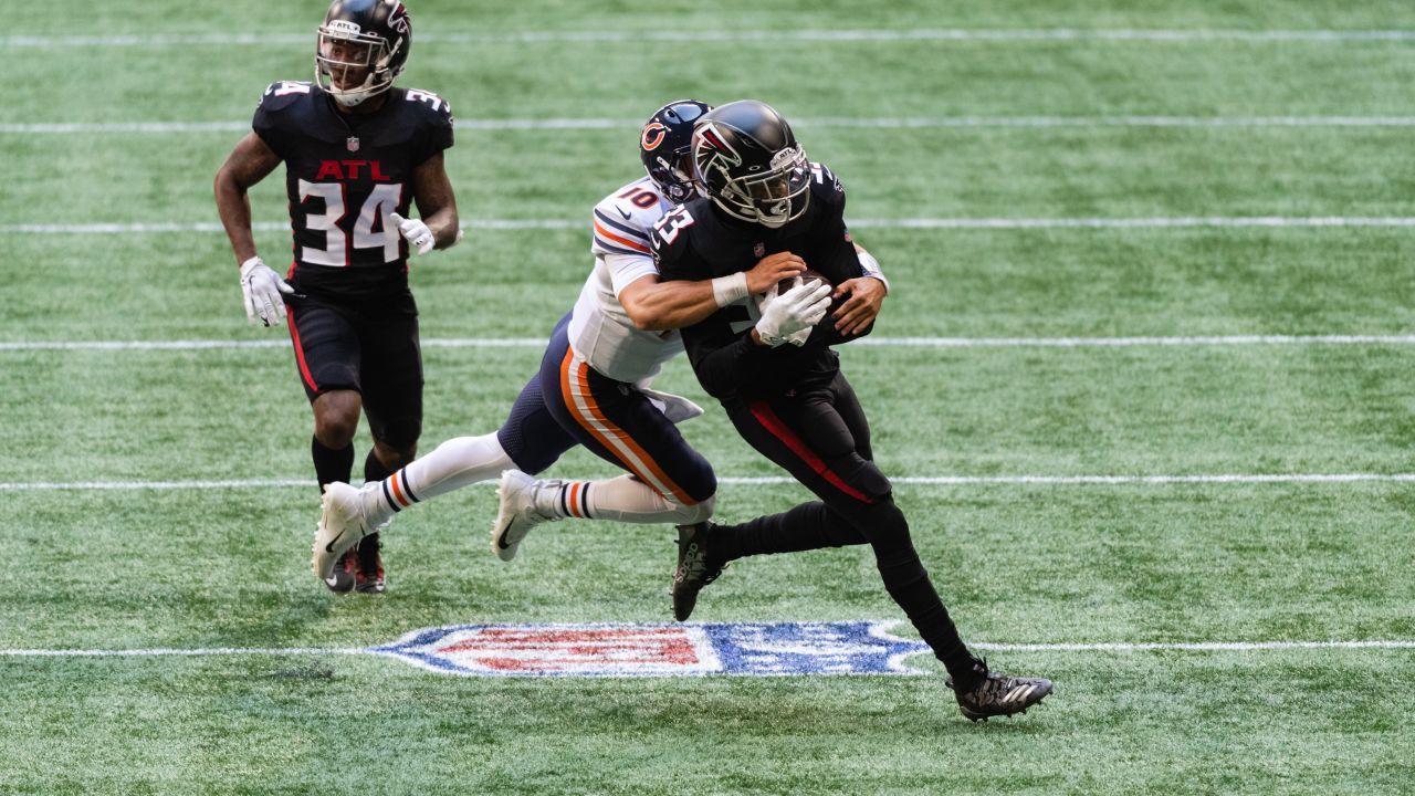 Three fourth-quarter touchdowns help Bears beat Falcons