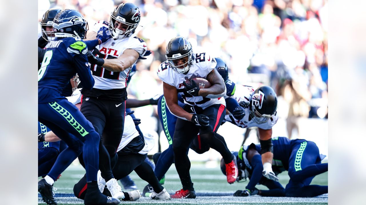 Falcons 25, Seahawks 38: Seattle thrashes Atlanta in their house - The  Falcoholic