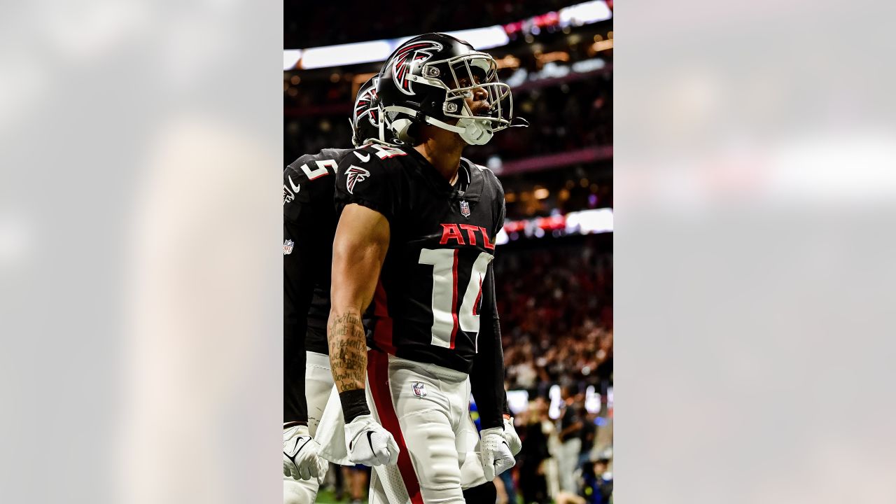 Younghoe Koo to wear No. 6 in Atlanta after Bijan Robinson gets No