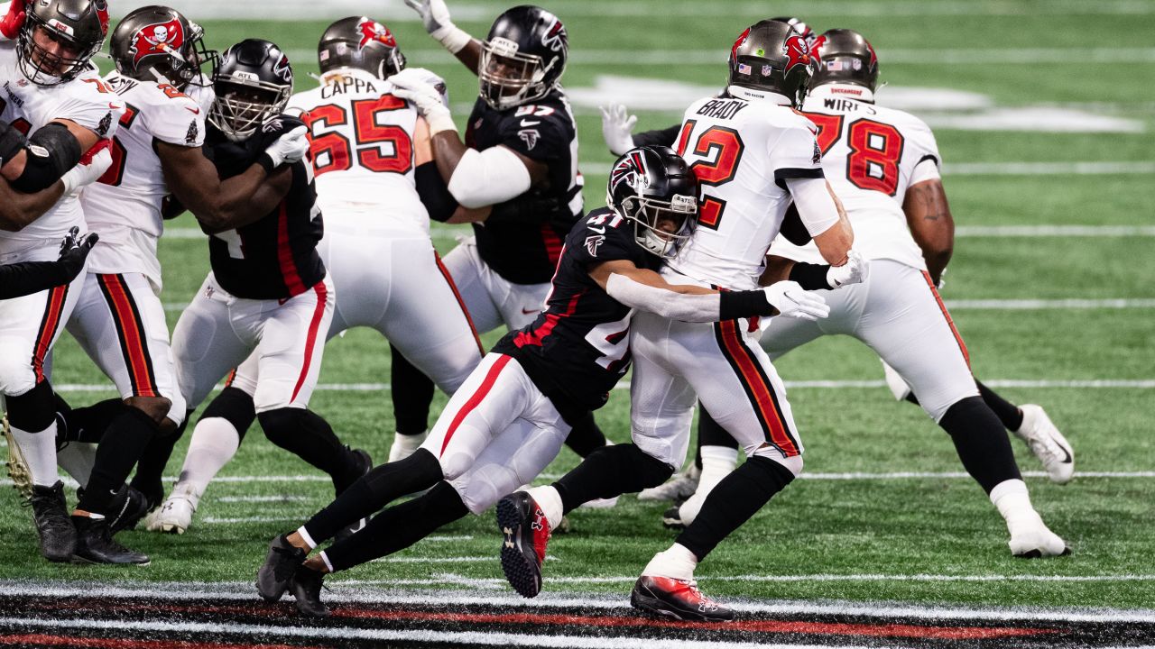 Bucs' comeback falls short in 34-29 loss at Atlanta