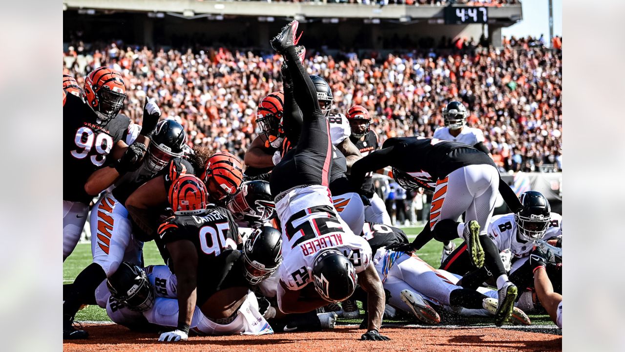 Atlanta Falcons linebacker Bud Dupree (48) works during the first half of  an NFL preseason football game against the Cincinnati Bengals, Friday, Aug.  18, 2023, in Atlanta. The Cincinnati Bengals and the