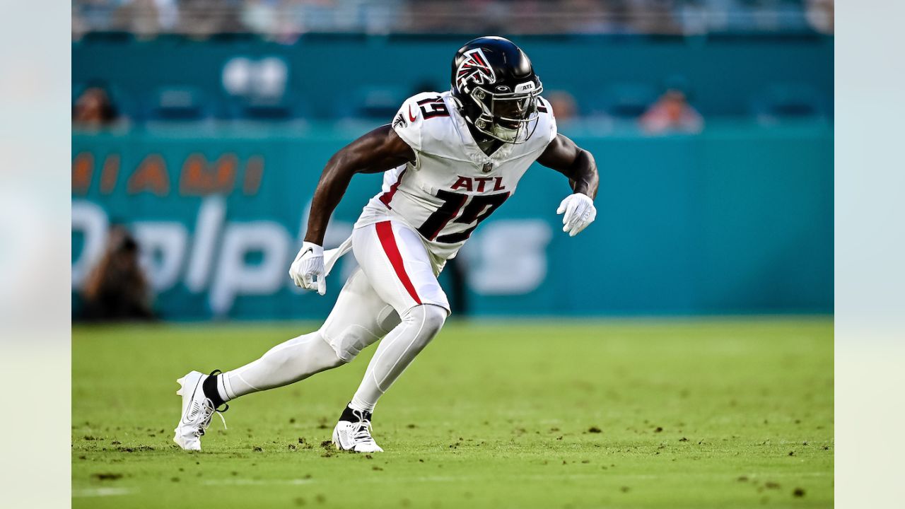 Atlanta Falcons cornerback Dee Alford (37) walks off the field after an NFL football  game against