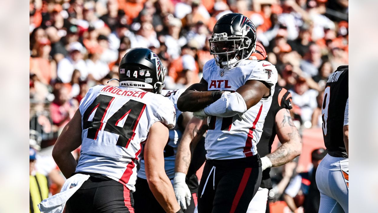 Atlanta Falcons linebacker Bud Dupree (48) works during the first half of  an NFL preseason football game against the Cincinnati Bengals, Friday, Aug.  18, 2023, in Atlanta. The Cincinnati Bengals and the