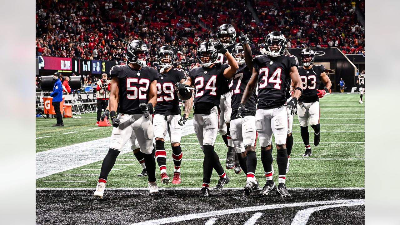 Falcons vs. Patriots: Atlanta to wear black throwbacks in Week 11