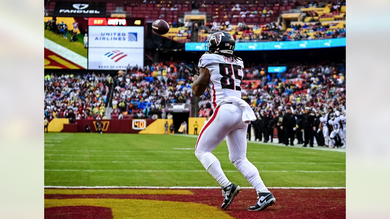 Atlanta Falcons cornerback Mike Ford (28) runs during an NFL football game  against the Washington Commanders, Sunday, November 27, 2022 in Landover.  (AP Photo/Daniel Kucin Jr Stock Photo - Alamy