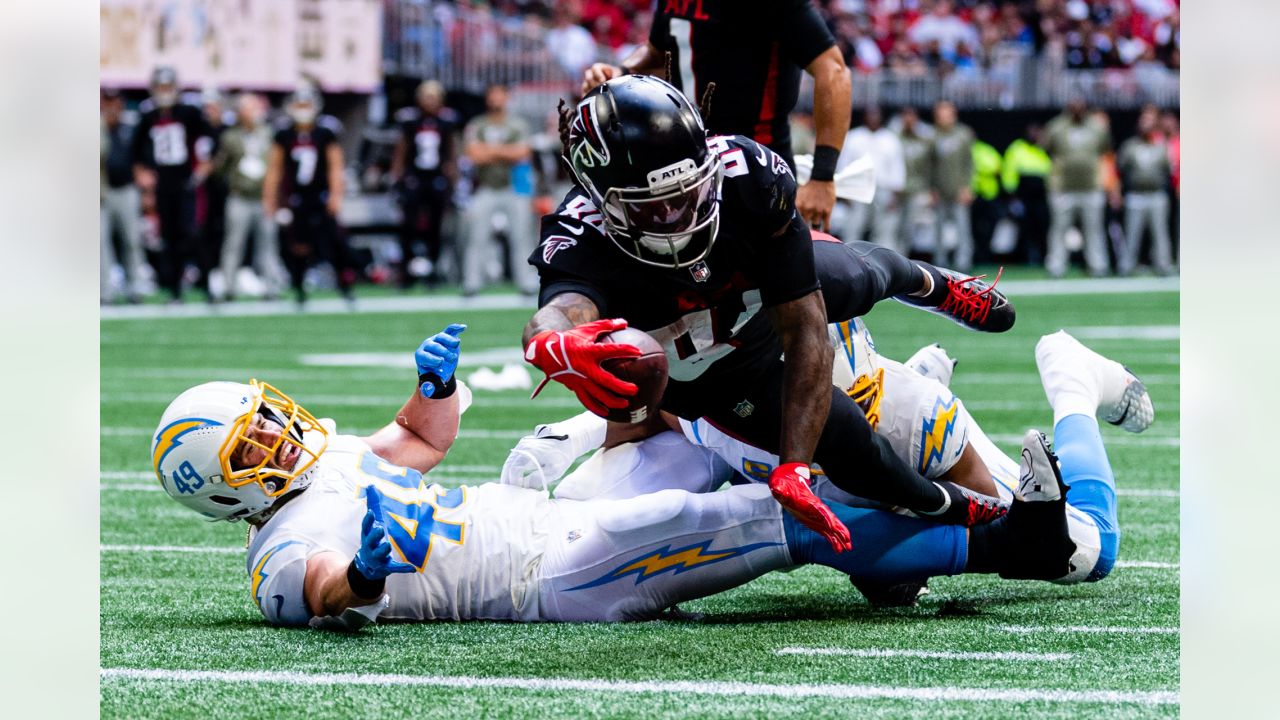 Falcons and Panthers clash in NFL season opener at Mercedes-Benz Stadium -  Axios Atlanta