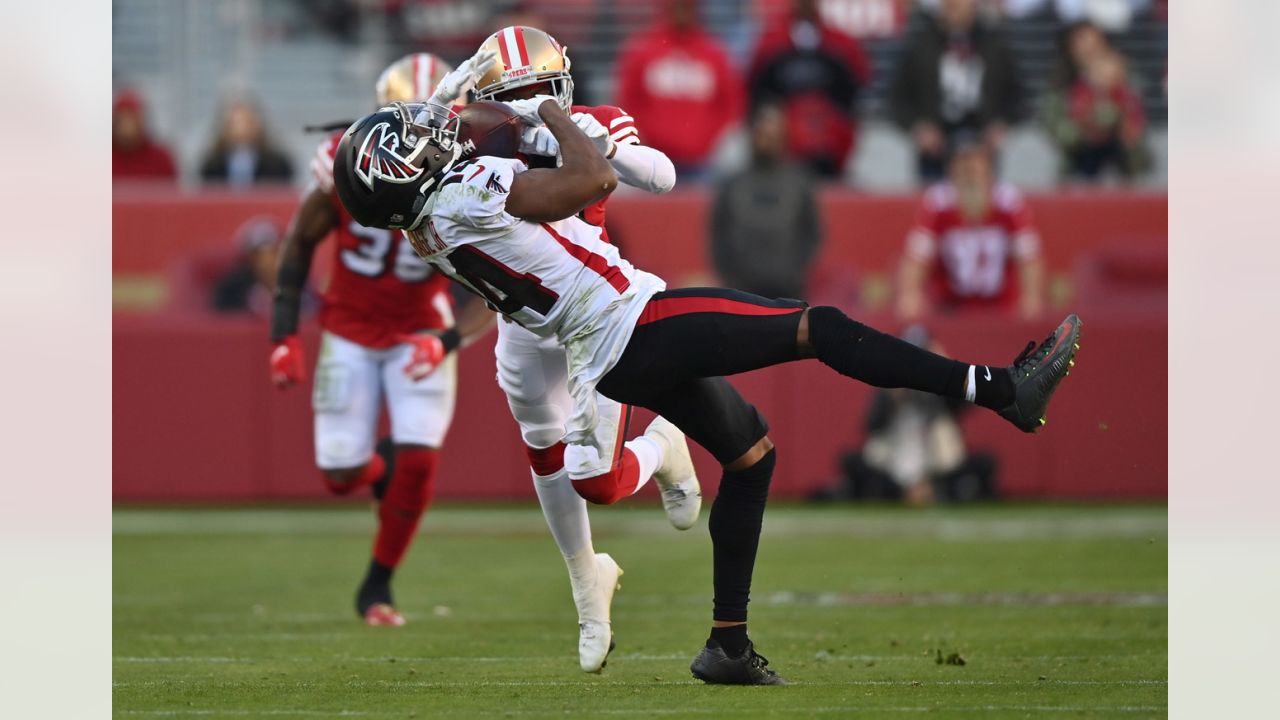 PV Sports photo gallery: San Francisco 49ers vs. Atlanta Falcons - The  Pajaronian