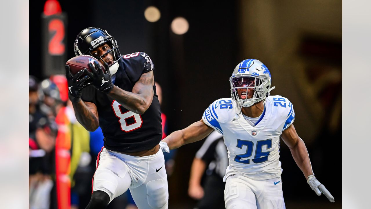 Atlanta Falcons tight end Kyle Pitts breaks loose for an explosive 27-yard  gain on his first catch