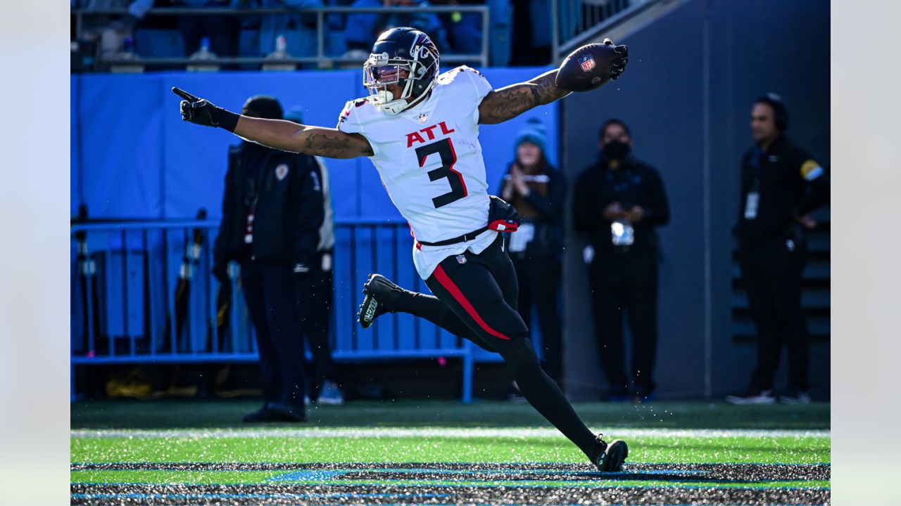 2022 NFL Draft: David Ojabo among best players available for Falcons Day 2  - The Falcoholic