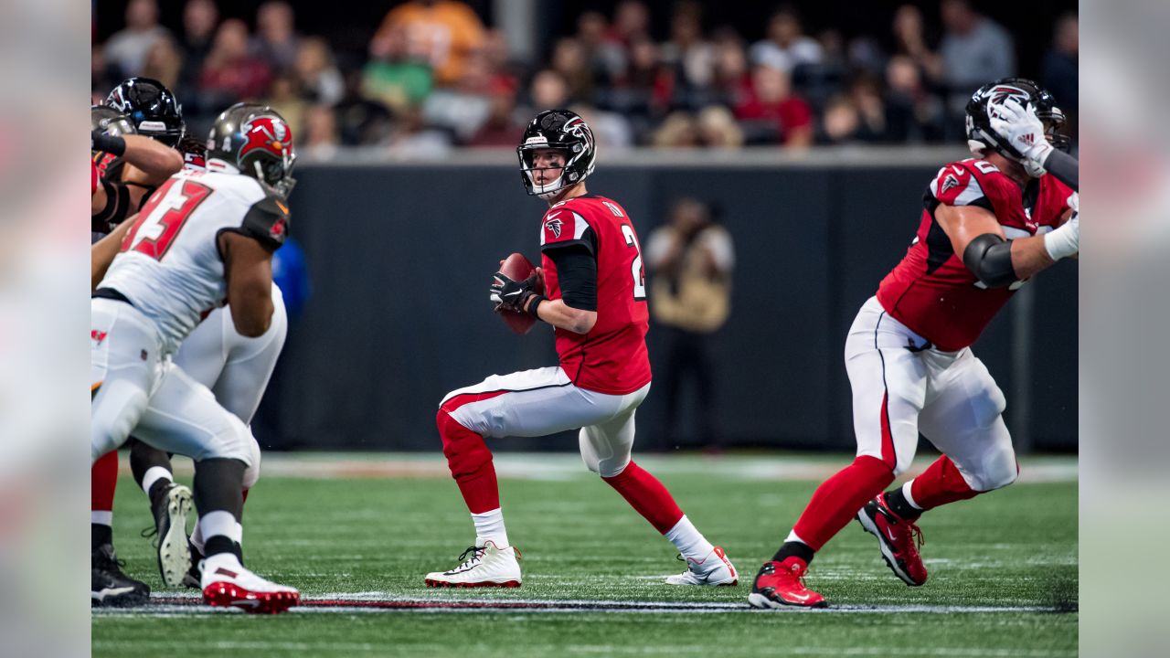 Bucs don't have an answer for Julio Jones in 34-20 loss to Falcons