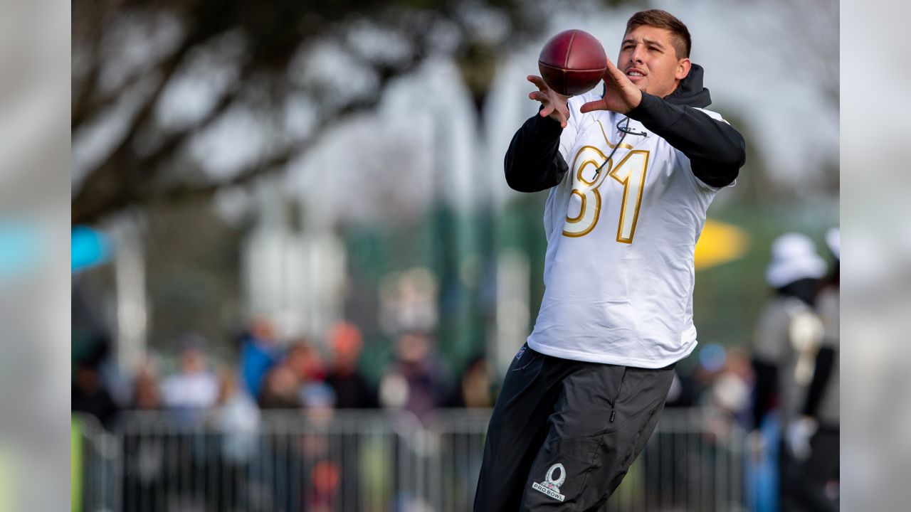 Austin Hooper, Grady Jarrett during first 2020 Pro Bowl practice