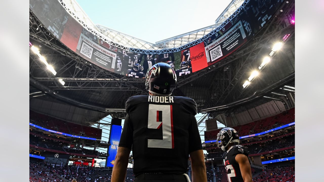 Atlanta Falcons Playoff Hopes Alive Ahead of QB Desmond Ridder's First  Start - Sports Illustrated Atlanta Falcons News, Analysis and More