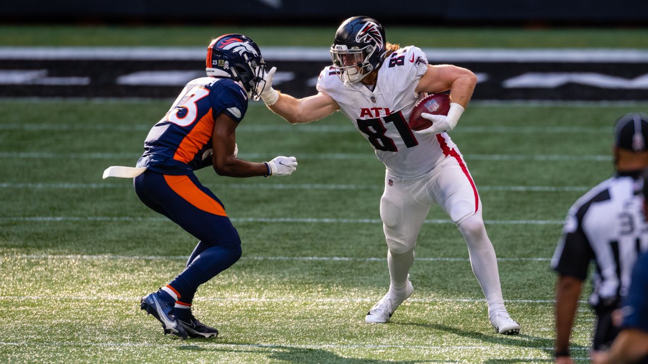 Bengals Announce Hayden Hurst as 2022 Salute to Service Recipient