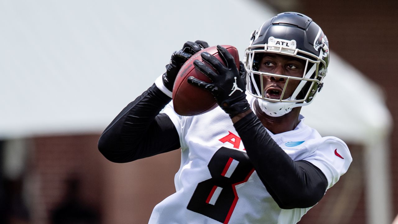 WATCH: Falcons QB Desmond Ridder mic'd up at Tuesday's practice