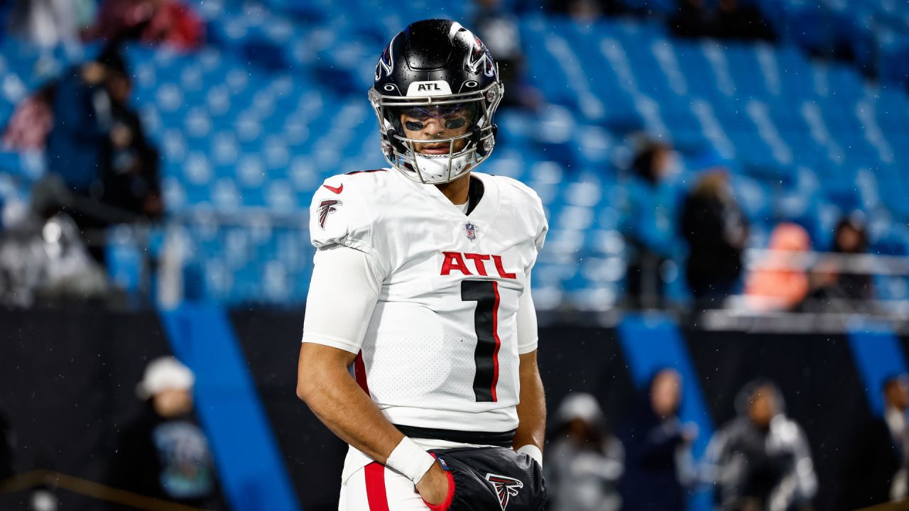 Marcus Mariota speaks to the media after loss to Carolina Panthers