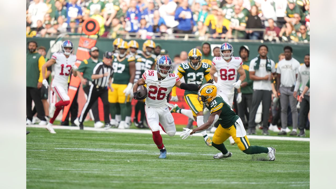 Green Bay Packers tight end Tyler Davis (84) gets set before a play during  an NFL football game against the New York Giants at Tottenham Hotspur  Stadium in London, Sunday, Oct. 9