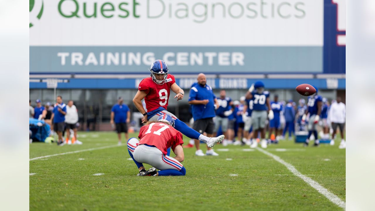 Giants-Patriots joint practice observations: Mac Jones destroys defense,  outplays Daniel Jones; Adoree' Jackson injury, more 