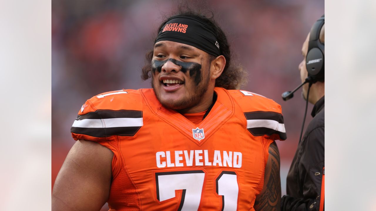 Danny Shelton: Breaking News, Rumors & Highlights