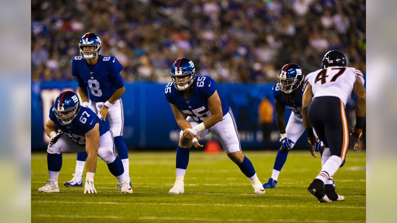 New York Giants OL Nick Gates Takes First Steps Post Surgery - Sports  Illustrated New York Giants News, Analysis and More