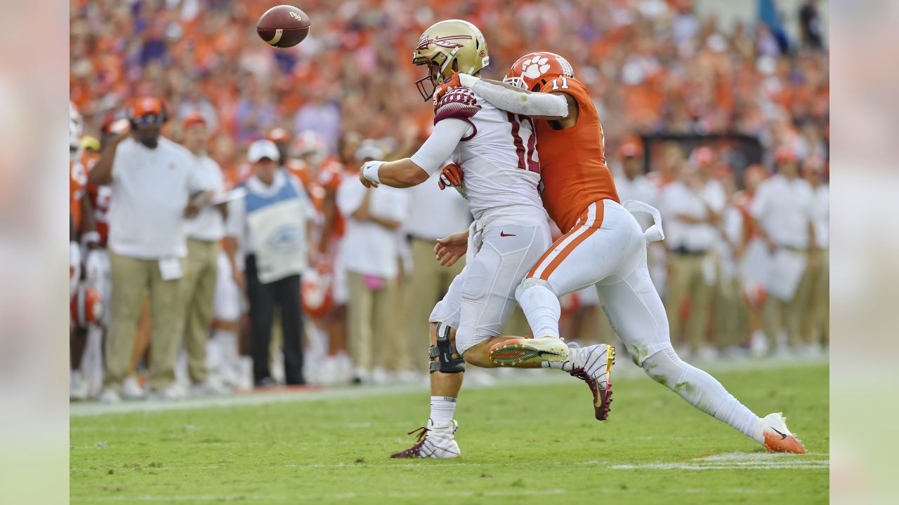 Clemson Linebacker Isaiah Simmons: Humble Over Hype - Sports Illustrated  New York Giants News, Analysis and More