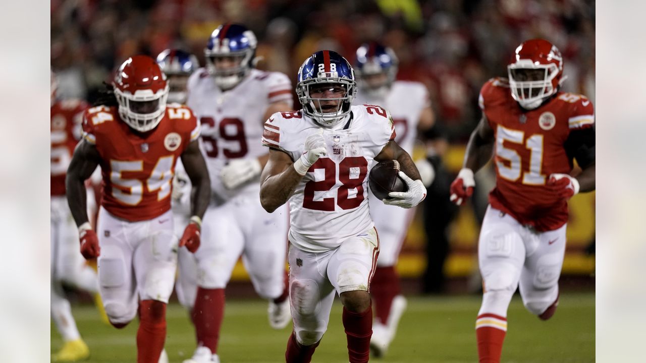 Chiefs-Giants rapid reaction: KC 'manages' Monday Night Football