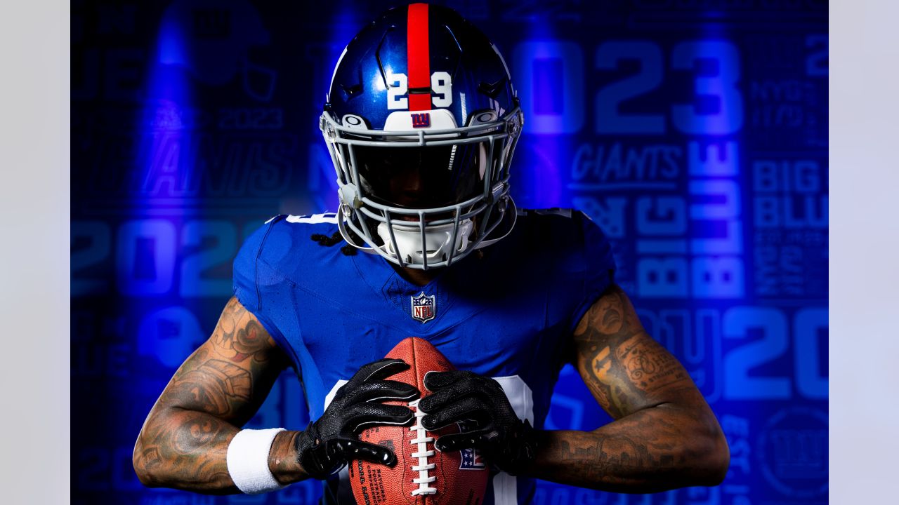 New York Giants roster moves: Devonta Freeman waived, David Sills re-signed  - Big Blue View