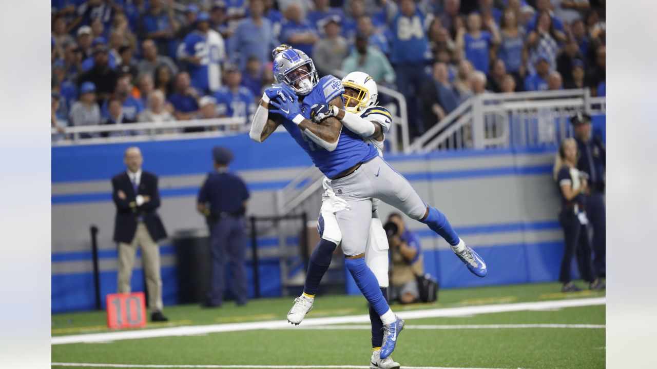 Detroit Lions wide receiver Kenny Golladay is seen on the field during  pregame of an NFL football game, Sunday, Oct. 27, 2019, in Detroit. (AP  Photo/Paul Sancya Stock Photo - Alamy