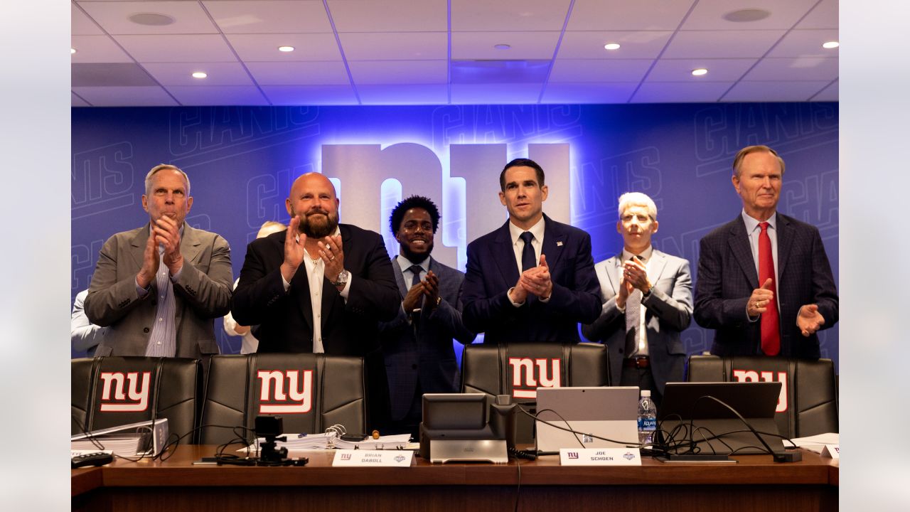 Giants trade with Jaguars, move up to 24th draft pick