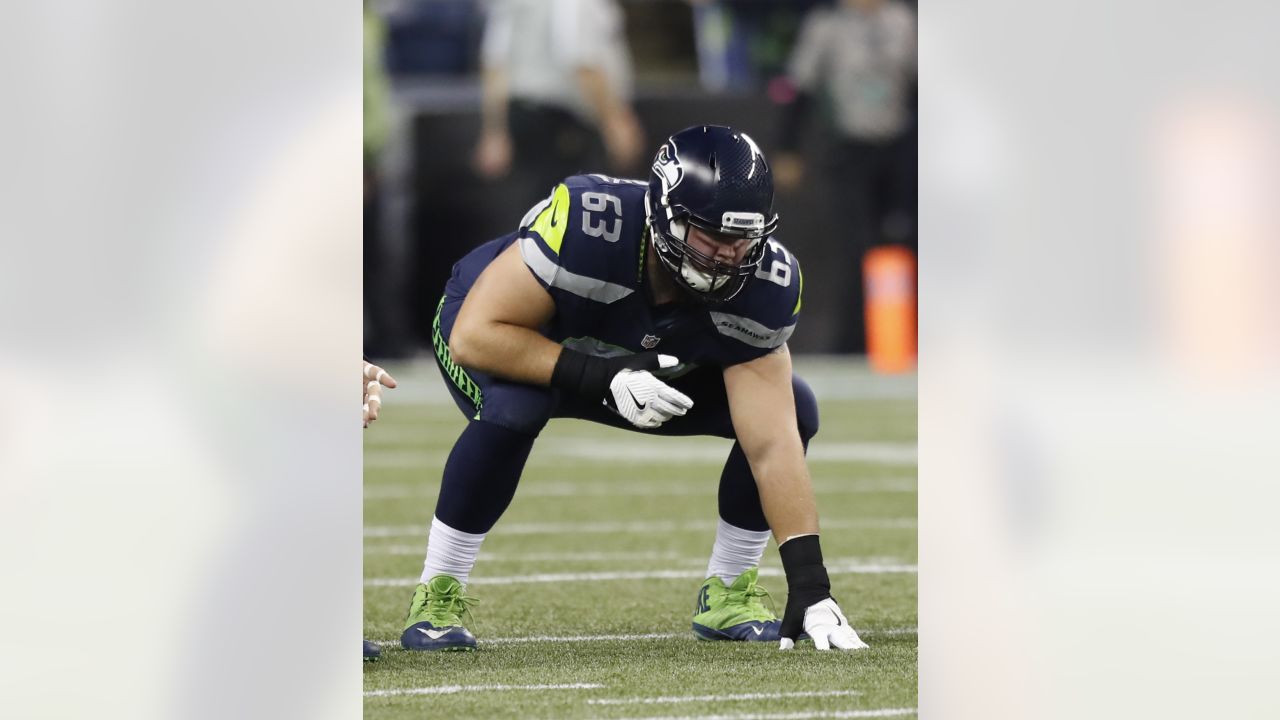 Seahawks reportedly demote RG Mark Glowinski from starting lineup - Field  Gulls