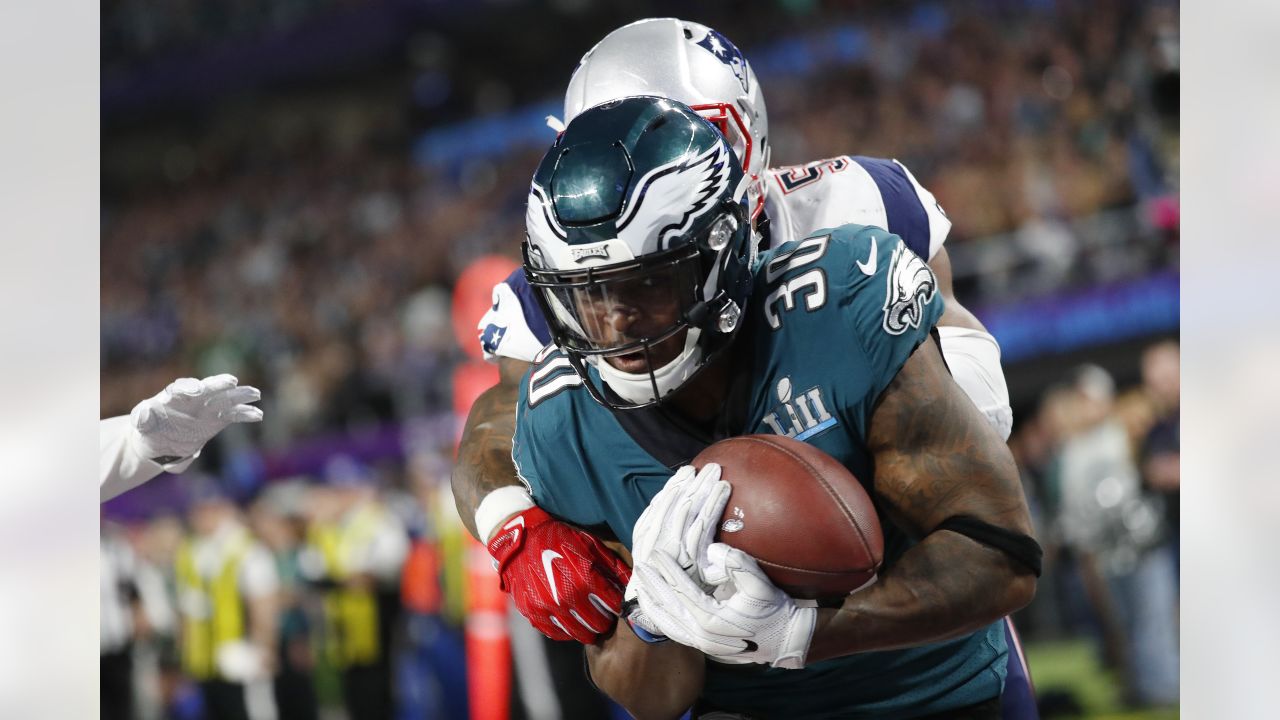 New York Giants sign RB Corey Clement