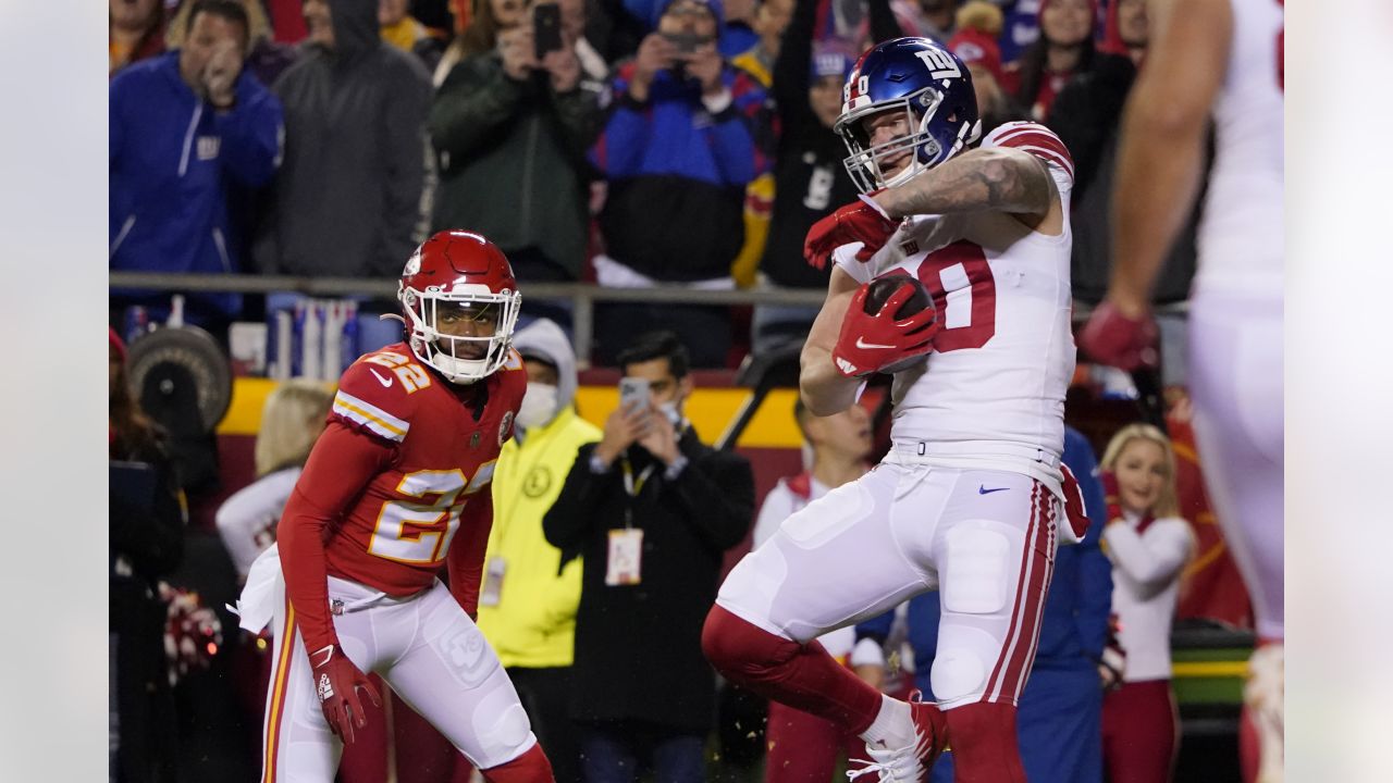 Chiefs-Giants rapid reaction: KC 'manages' Monday Night Football