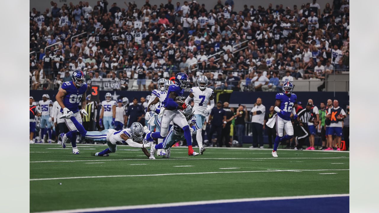 Giants' Kadarius Toney apologizes for punching Cowboys player