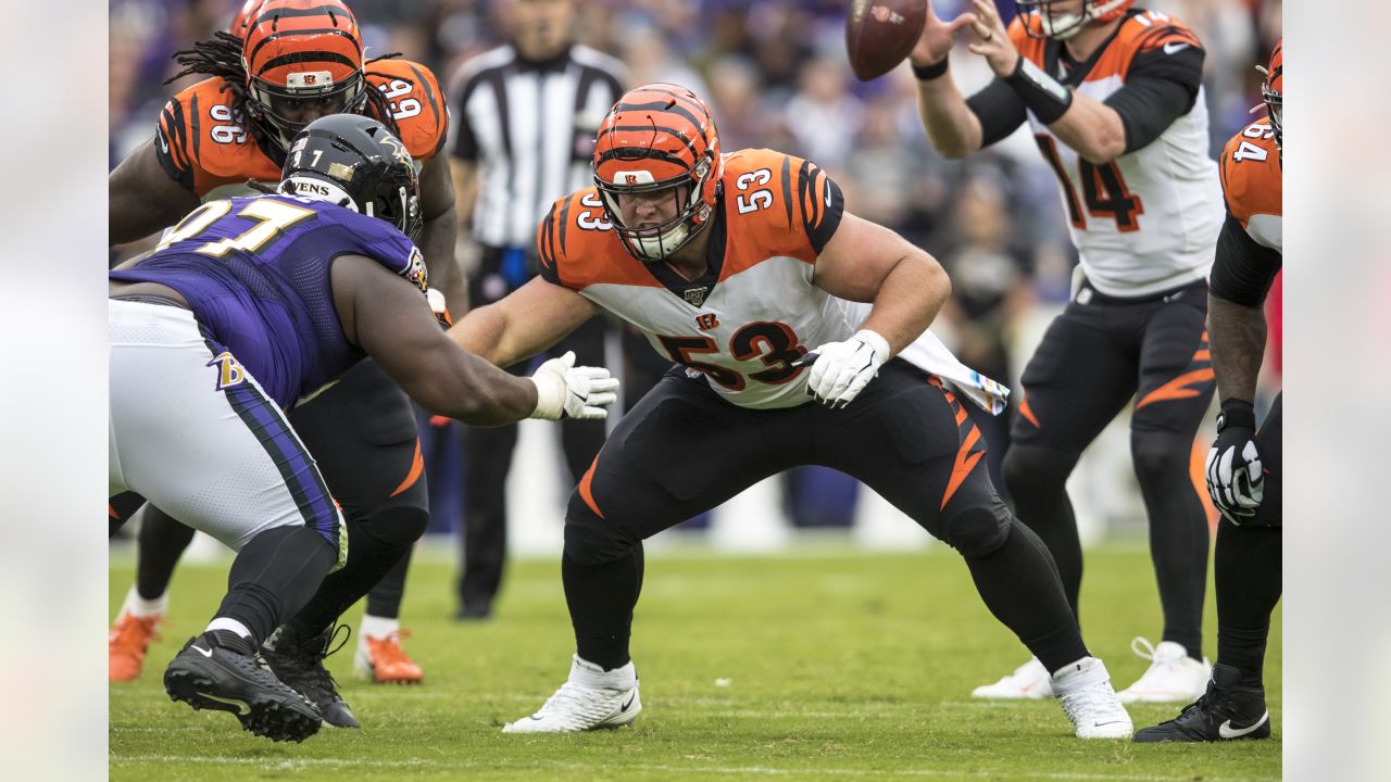 Giants trade B.J. Hill for Bengals' Billy Price: sources