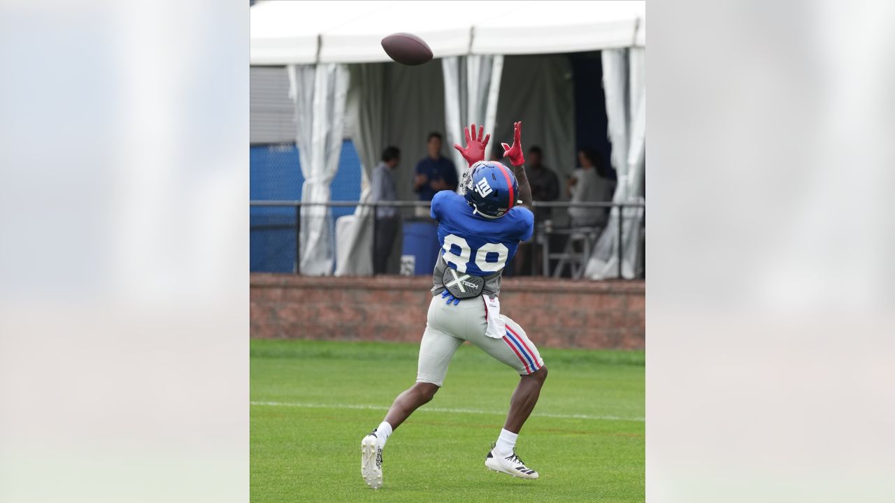 New York Giants first-round draft pick Kadarius Toney catches a pass during  NFL football rookie minicamp, Friday, May 14, 2021, in East Rutherford,  N.J. (AP Photo/Bill Kostroun Stock Photo - Alamy