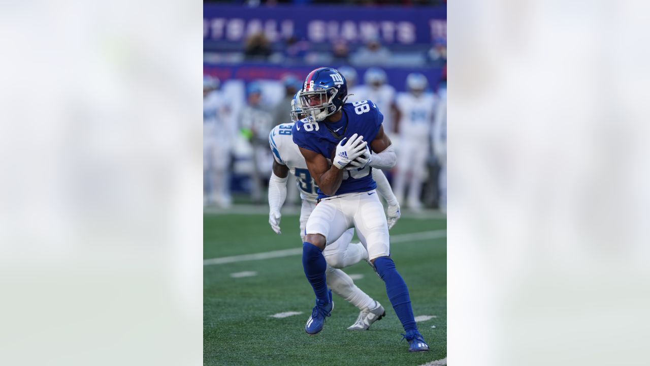 New York Giants wide receiver Darius Slayton (86) catches a