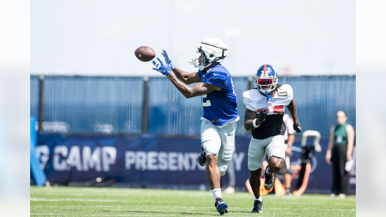 Giants' training camp: veterans Saquon Barkley and Darren Waller