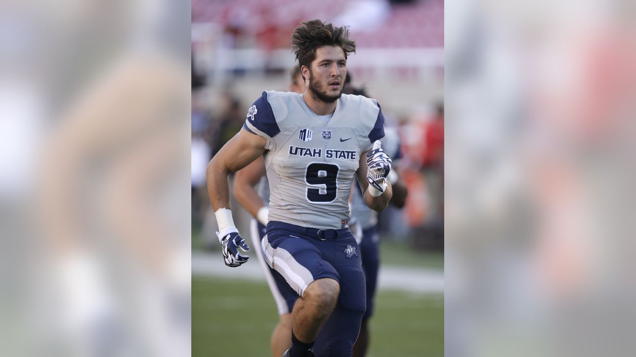 Senior Linebacker Kyler Fackrell Balances Football, Fatherhood and School -  Utah State University Athletics