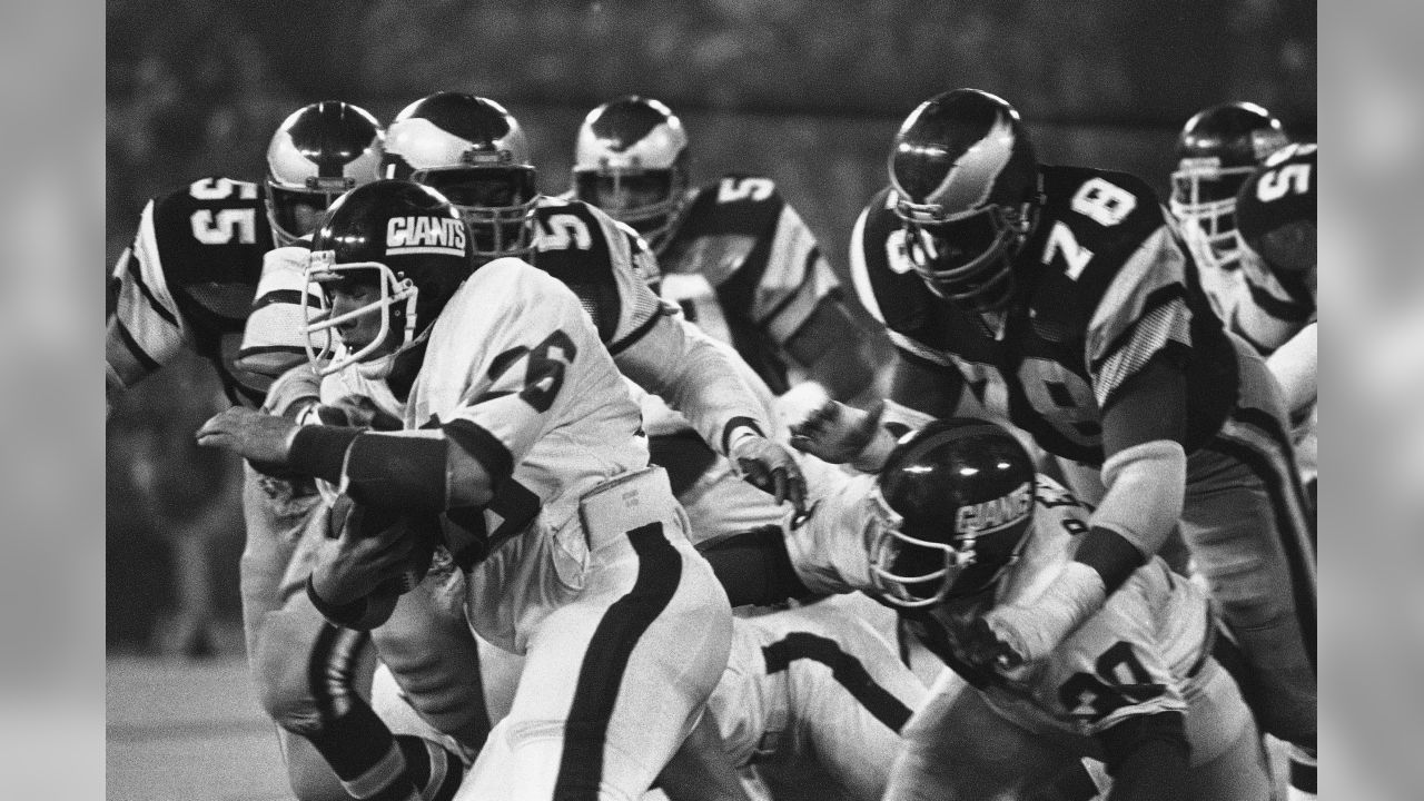 Friday Flashback: Eagles run all over Giants in 20-3 win in 1978