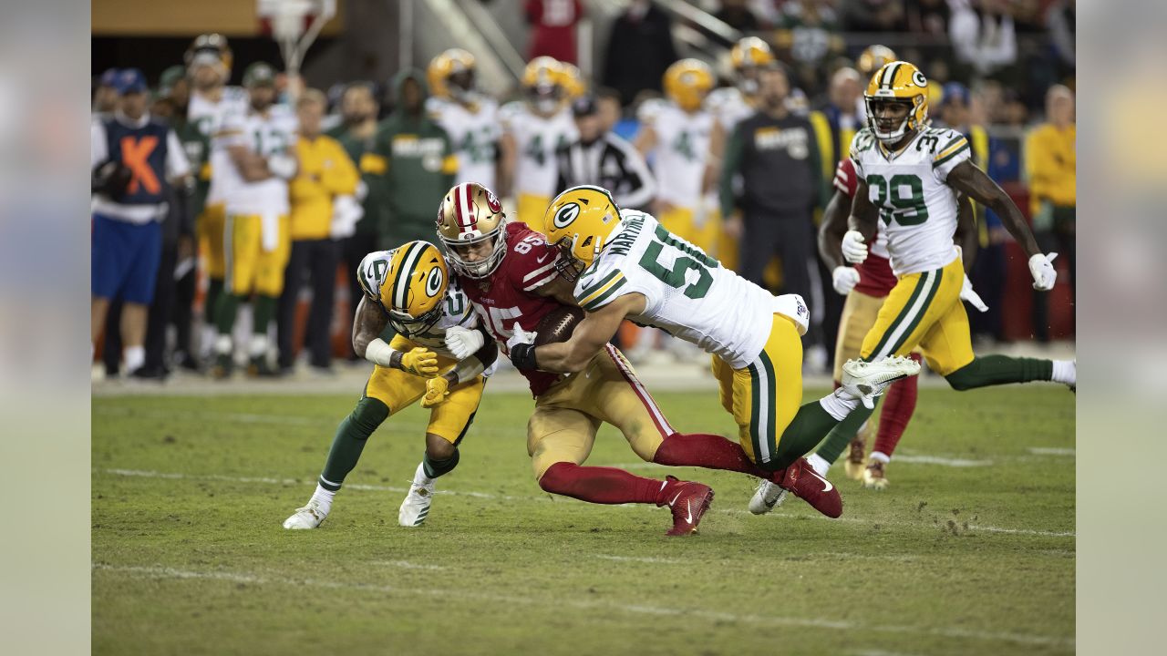 San Francisco 49ers linebacker Oren Burks (48) looks into the backfield  during an NFL preseason football