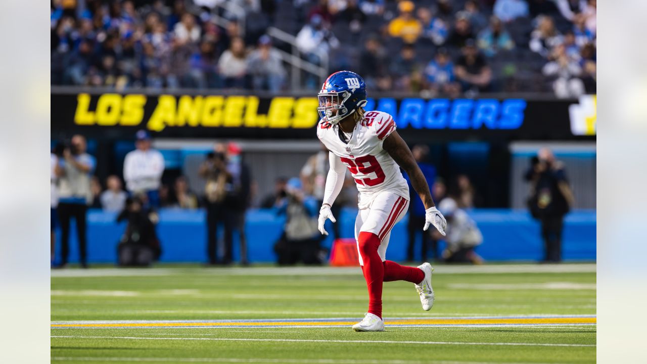 Jabrill Peppers: NY Giants co-captain out for year with ruptured ACL