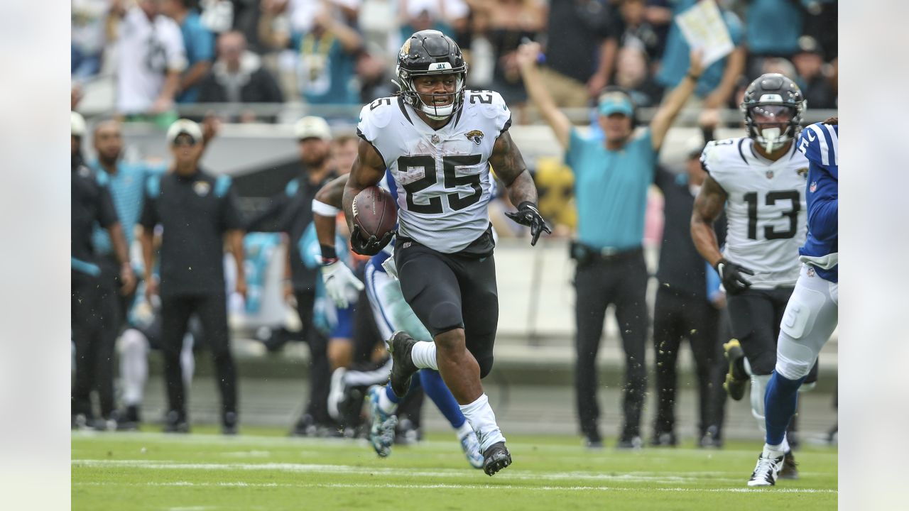 Report: Colts worked out former Jaguars RB James Robinson on