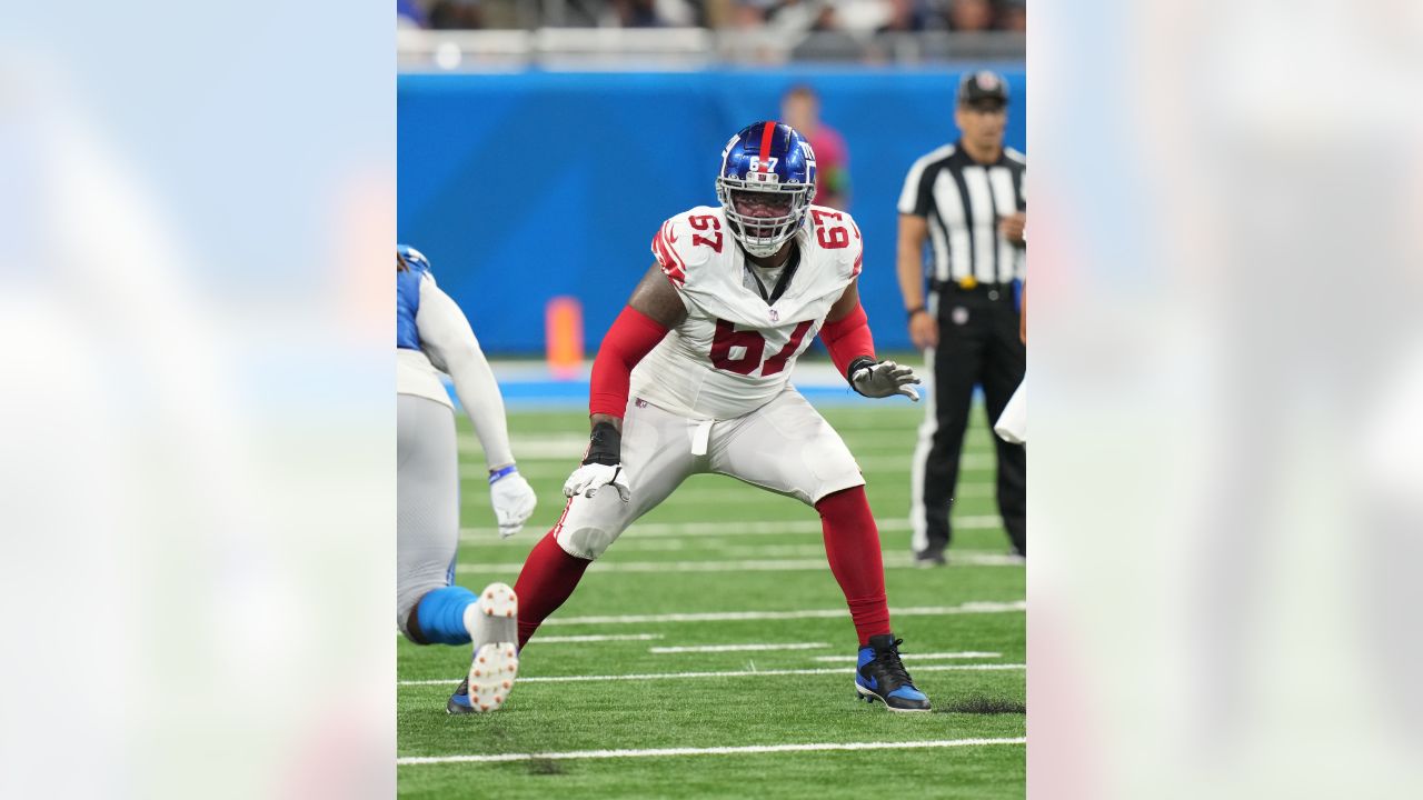 Giants sign DB Darren Evans, place LB Jarrad Davis on season-ending IR