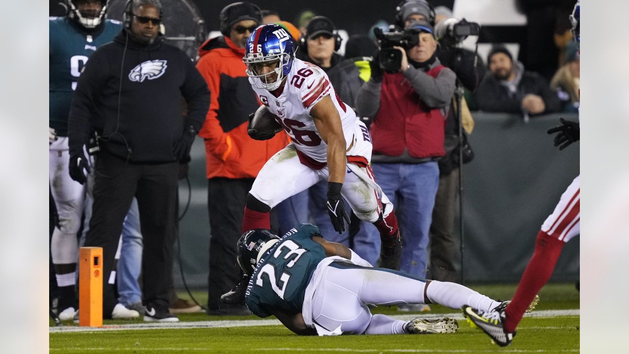 NFL on FOX - The 85-year rivalry continues this week. Philadelphia Eagles  vs New York Giants. Coverage begins at 7:30pm ET on FOX Sports, NFL Network  and Prime Video.