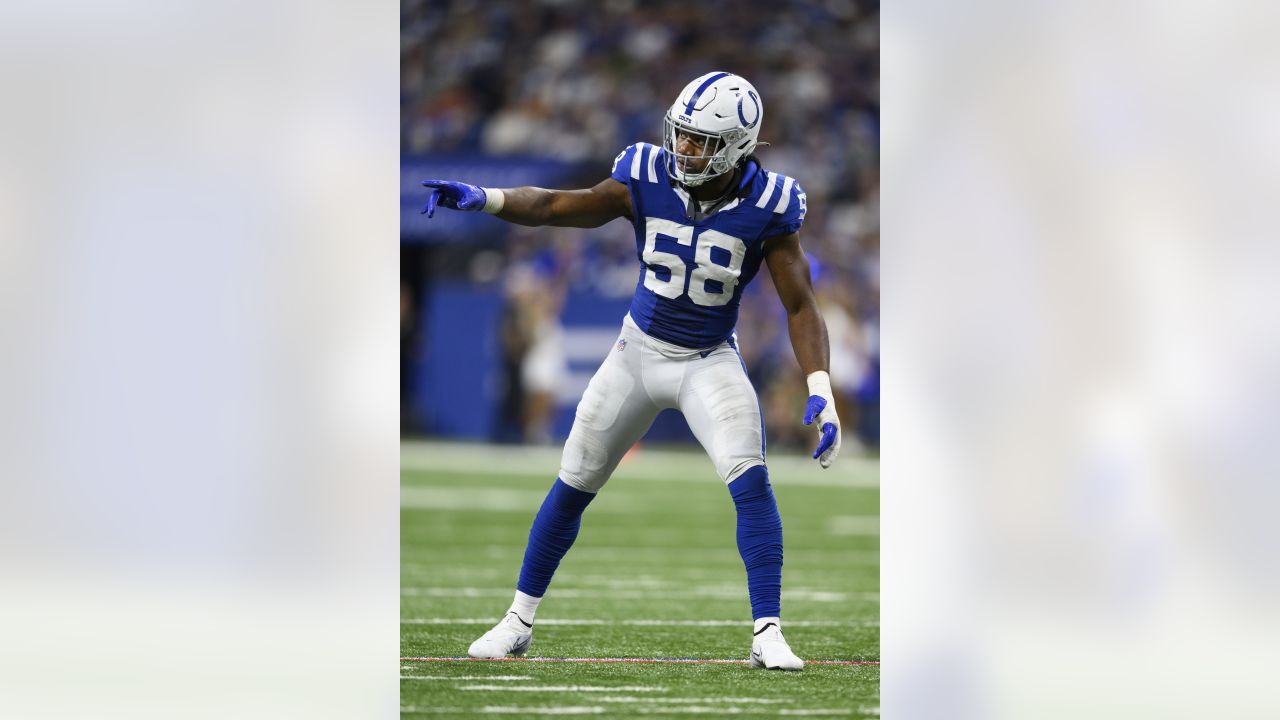 Indianapolis Colts linebacker Bobby Okereke (58) lines up on