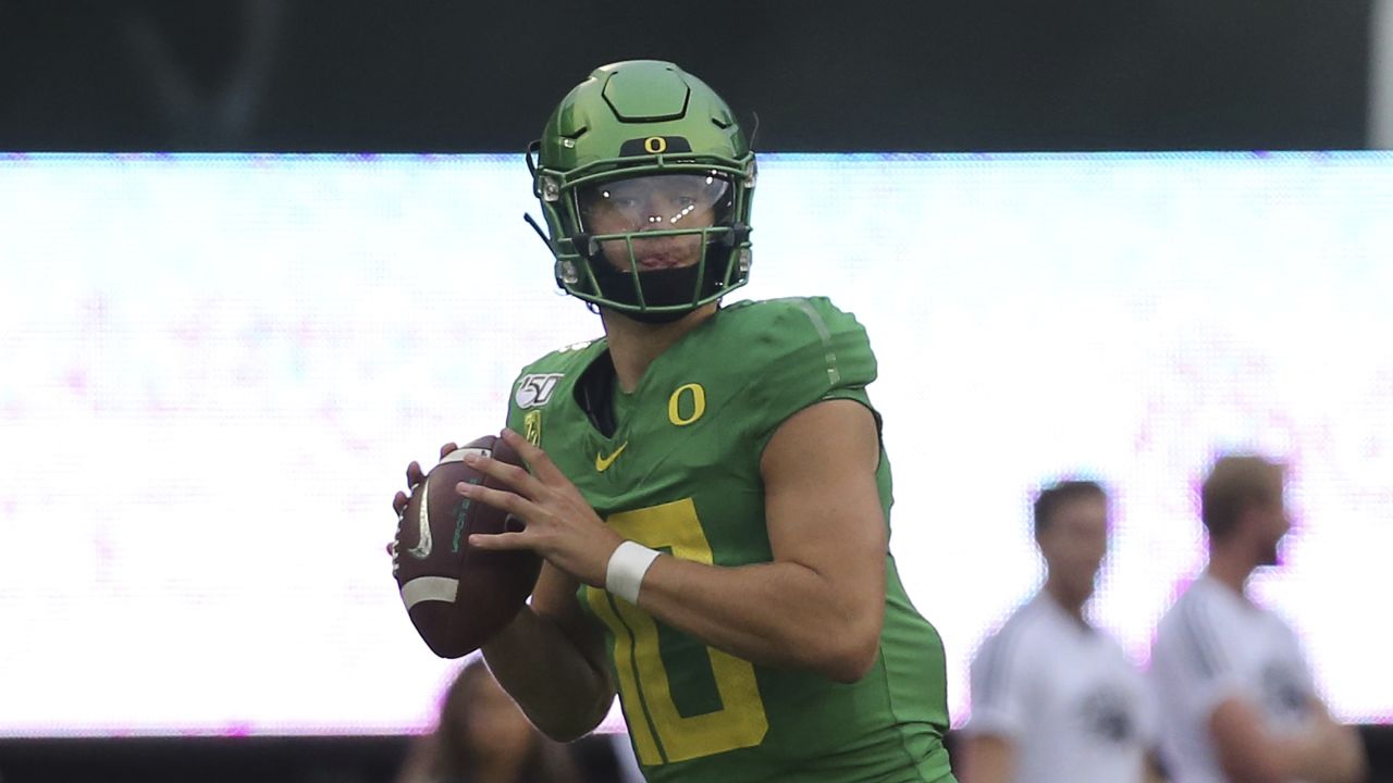 Oregon Ducks Justin Herbert Draft Profile: Justin Herbert has 'some special  physical tools'