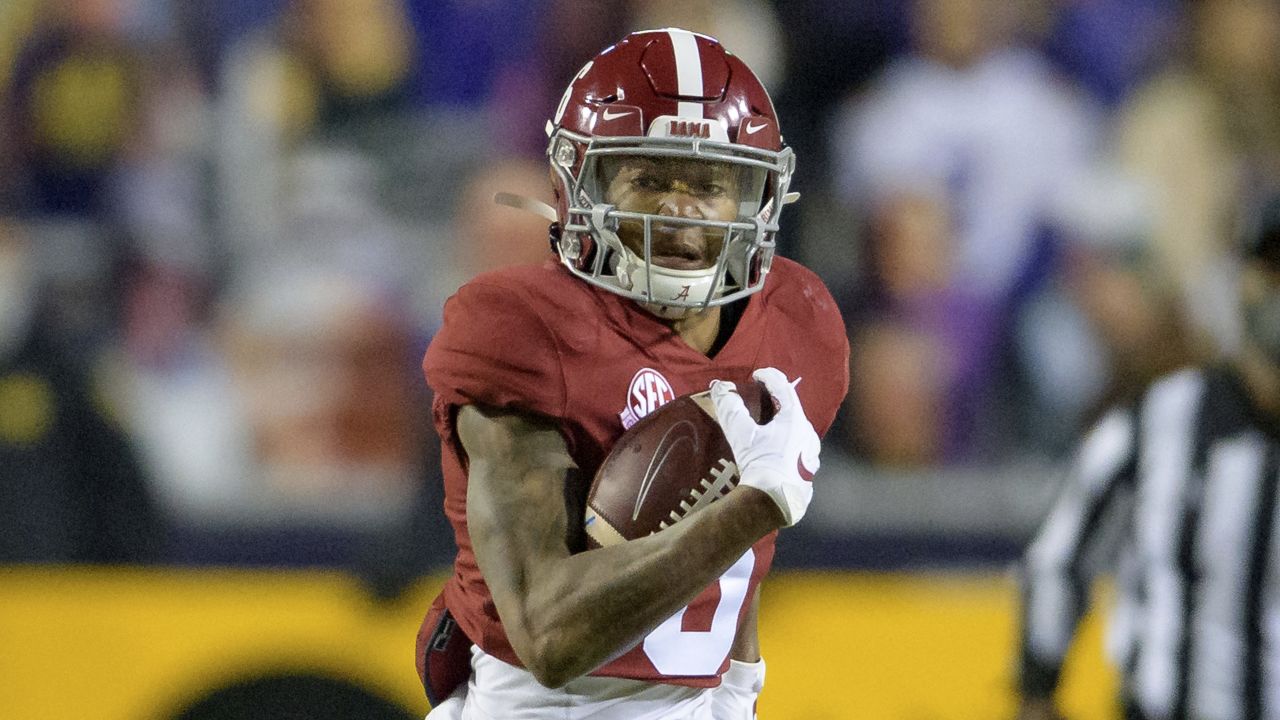 DeVonta Smith, Jaylen Waddle Pro Day results 2021: Waddle declines workout,  Smith takes limited reps with QB Mac Jones - DraftKings Network