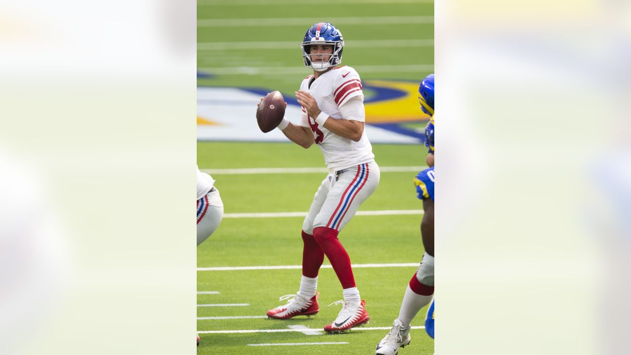 Los Angeles Rams linebacker Troy Reeder (51) heads off the field after an  NFL football game against the New York Giants, Sunday, October 4, 2020 in  Inglewood, Calif. The Rams defeated the