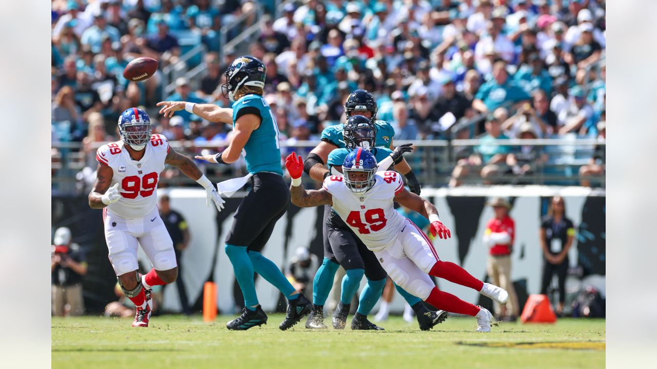 Close friends of Tomon Fox's family loved Giants rookie's preseason hit