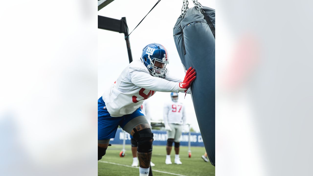 Saquon Barkley, Kadarius Toney stand out at camp