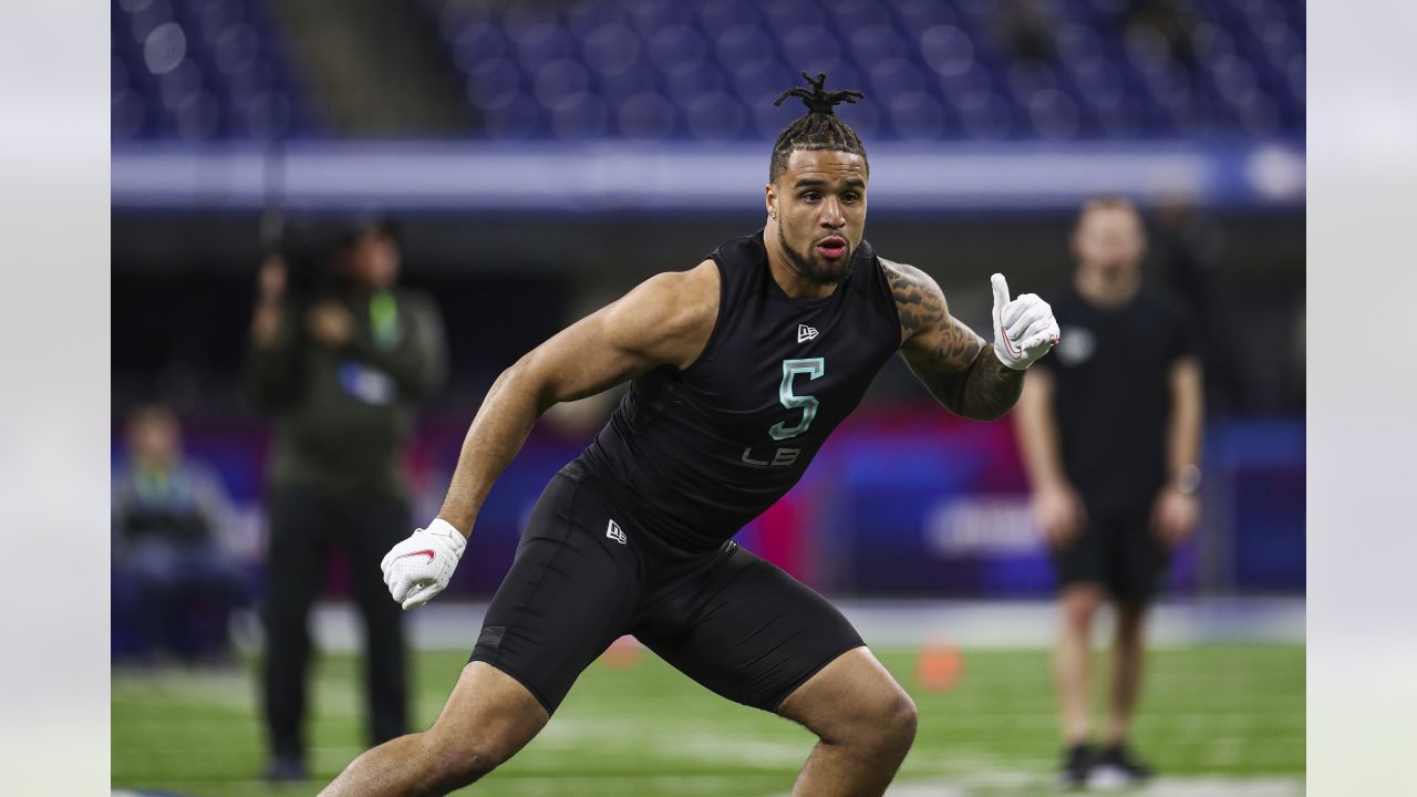 2022 NFL draft: New York Giants select LB Darrian Beavers in Round 6